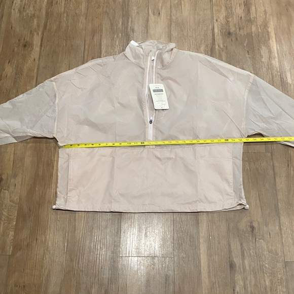 Fabletics-Ash Croppped Half Zip Jacket-Women's Size: Large-Color: Grey Mist-NEW! - Picture 15 of 16